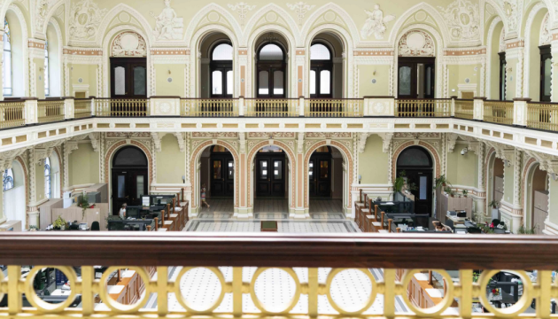 В Україні зросли обсяги страхових послуг та кредитування – огляд Нацбанку