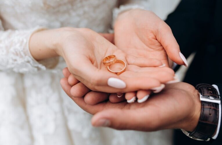 В Україні хочуть дозволити дівчатам виходити заміж з 14 років