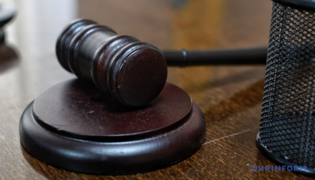 Суд відправив за ґрати жительку Тернопільщини, яка виколола око трирічному сину заради соцвиплат