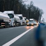 do litvi vid pochatku tizhnja povernulisja majzhe tri sotni vantazhivok jaki kilka misjaciv utrimuvali v bilorusi 91530cc