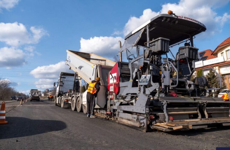 На Буковині відновили понад 8 тисяч квадратних метрів на дорогах державного значення