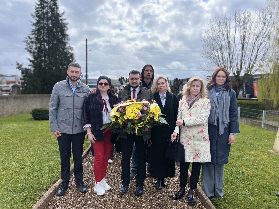 u franciyi globalna koalicija ukrayinskih studij provela ukrayinskij tizhden 30e0794