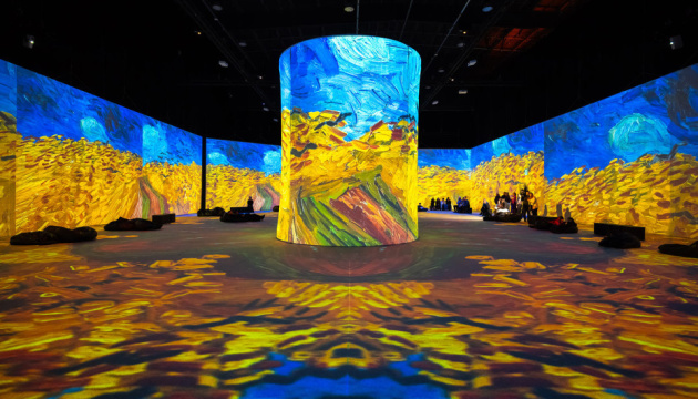 u kiyevi projde imersivna vistavka vsesvit van goga c1c8735