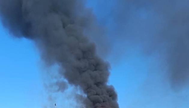 У Миколаєві через нічну атаку РФ пошкоджений навчальний заклад