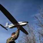 u suchasnij vijni droni majut perevagu a ljudska sila vtrachaye efektivnist komanduvach suhoputnih vijsk aeb27bd