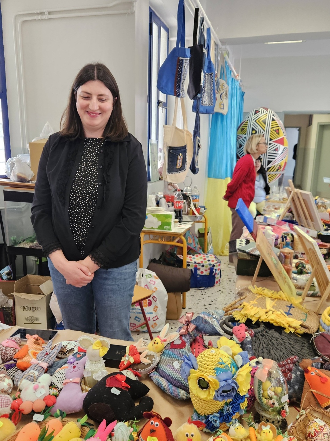 v afinah projshov 9 j mizhnarodnij festival barvi pisanki zbirali koshti dlja zsu 7852998