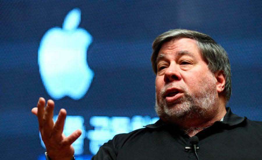 По татовій лінії з Буковини: співзасновник компанії Apple Стів Возняк відзначає 76 років