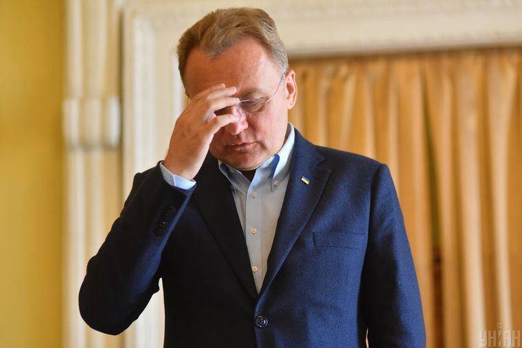 Мер Львова відмовився від зарплати
